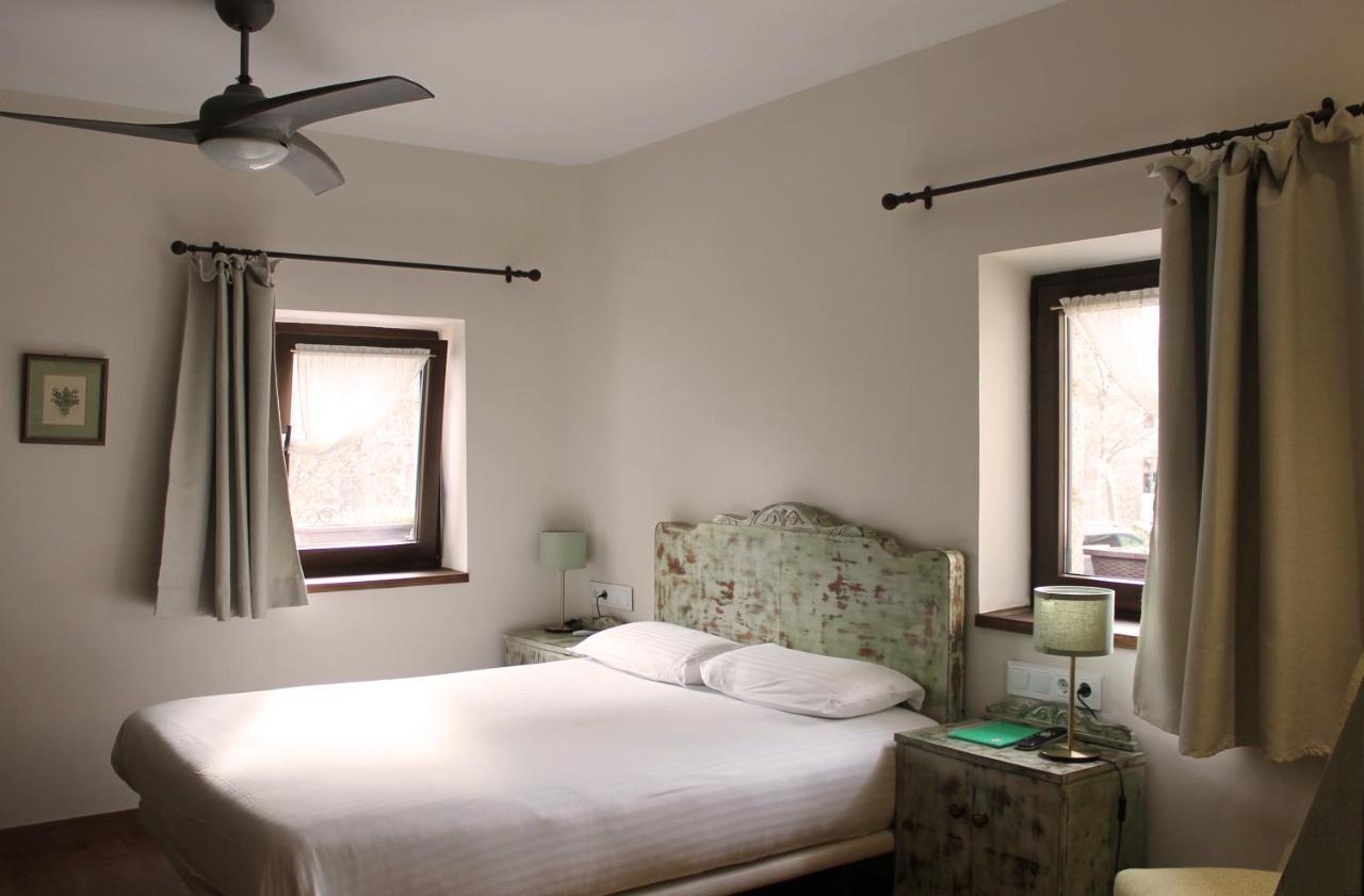 Los Corrales De Soto Hotel Soto del Real ภายนอก รูปภาพ