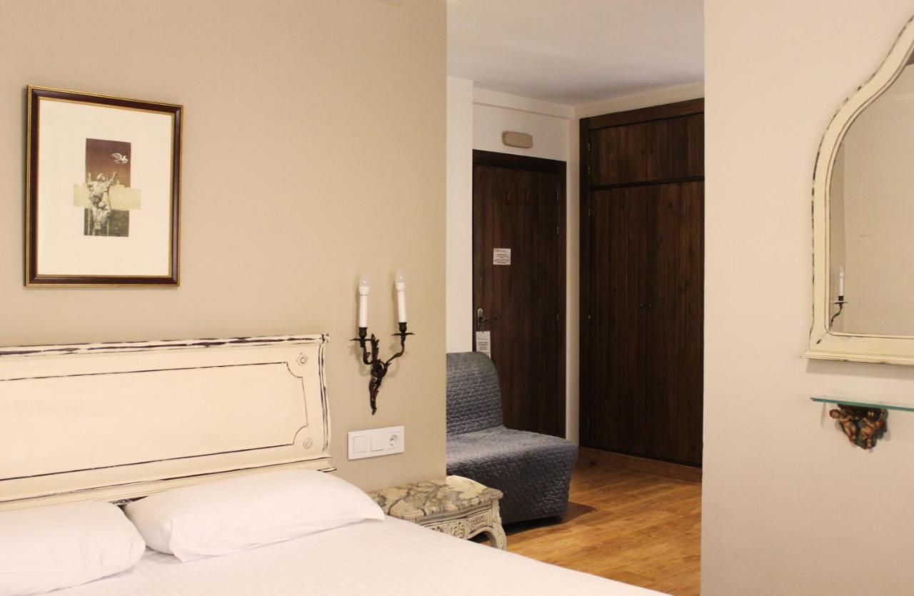 Los Corrales De Soto Hotel Soto del Real ภายนอก รูปภาพ