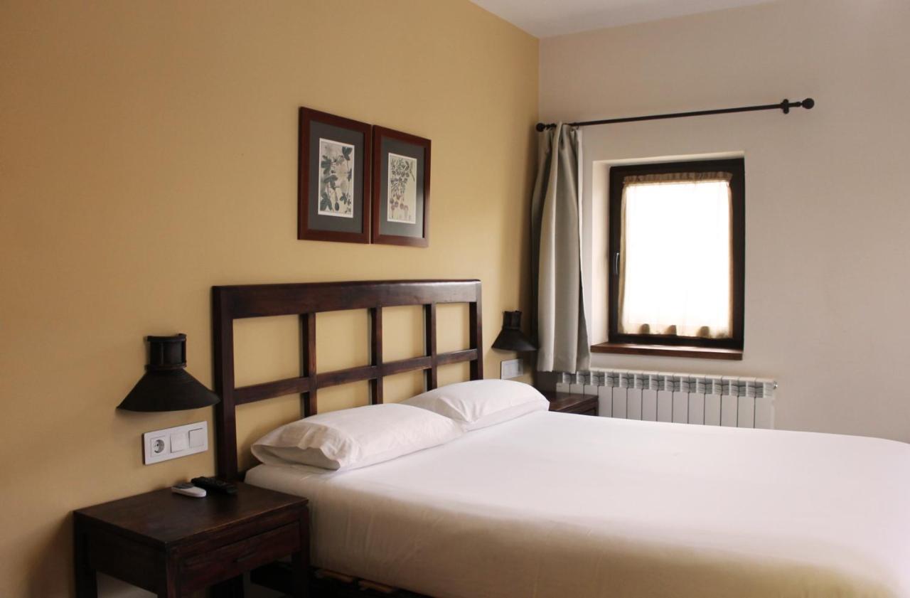 Los Corrales De Soto Hotel Soto del Real ภายนอก รูปภาพ